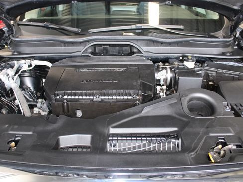 Used 2023 Honda Pilot EX-L image 9