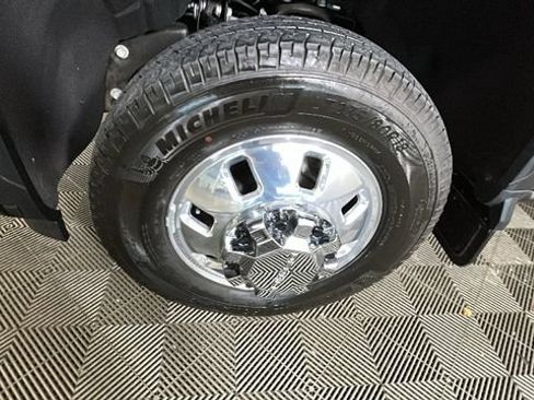 Used 2025 GMC Sierra 3500 Denali Ultimate AWD/4WD image 9