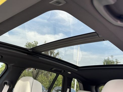 Used 2026 BMW X5 M60i w/ Executive Package image 26