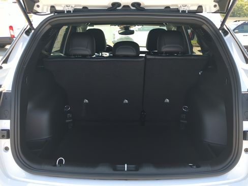 New 2026 Jeep Compass Latitude AWD/4WD image 11