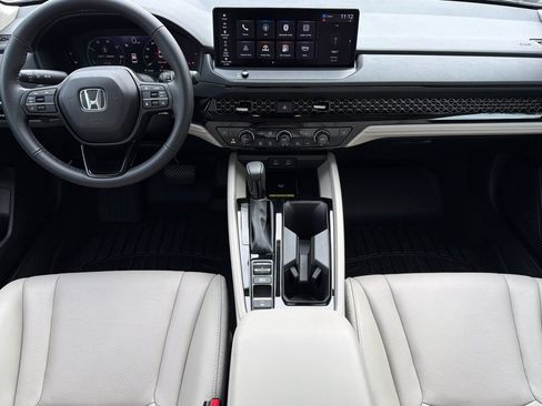 Used 2025 Honda Accord EX-L image 12