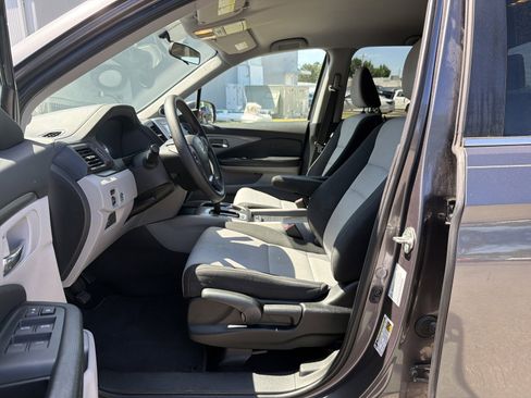 Used 2019 Honda Ridgeline RT image 14