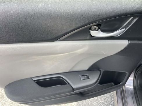 Used 2020 Honda Civic EX image 9