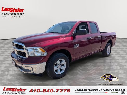 Used 2024 RAM 1500 Classic SLT AWD/4WD image 1