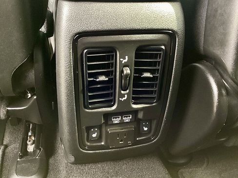 Used 2022 Dodge Durango Citadel image 14