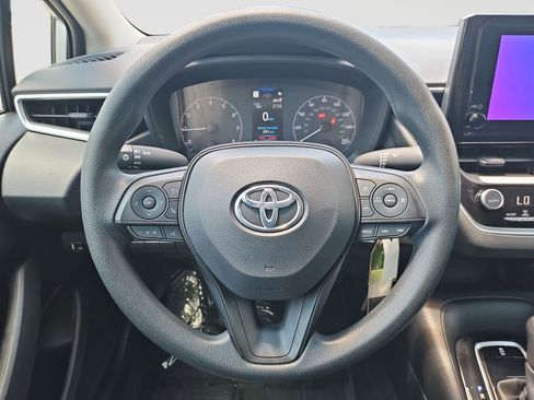Used 2024 Toyota Corolla LE FWD image 38
