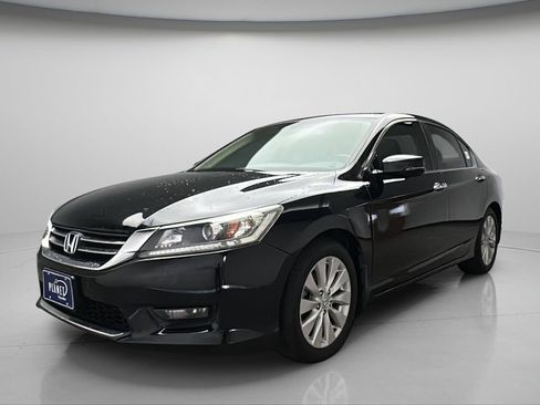 Used 2015 Honda Accord EX-L image 2