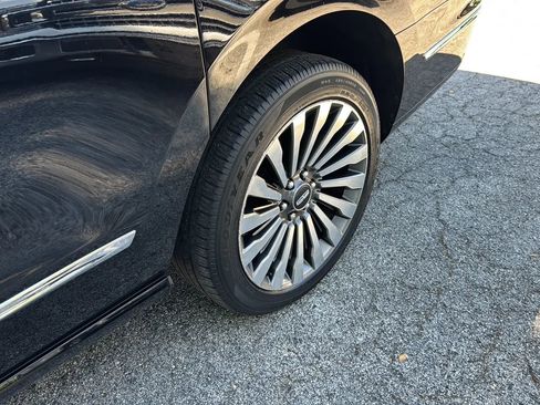 Used 2019 Lincoln Navigator L Reserve w/ Cargo Package image 43