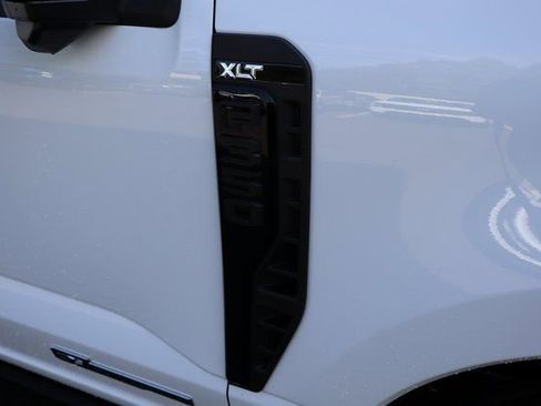 New 2026 Ford F350 XLT w/ XLT Premium Package AWD/4WD image 23