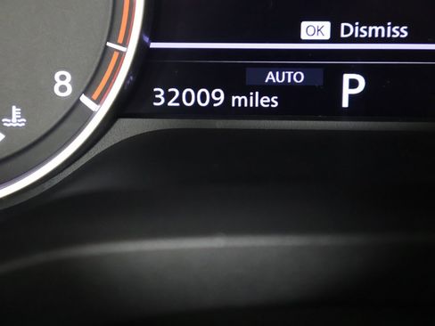 Used 2023 Nissan Rogue SV image 35