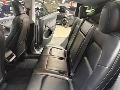 Used 2020 Tesla Model Y Long Range AWD/4WD image 35