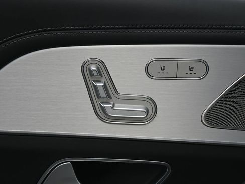 Used 2023 Mercedes-Benz GLS 63 AMG 4MATIC image 40