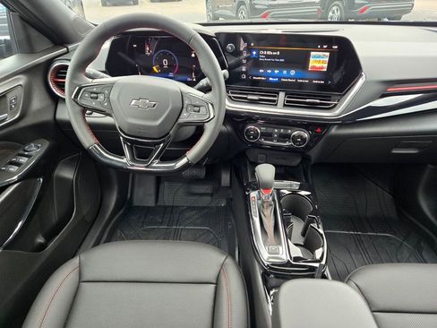 New 2026 Chevrolet Trax RS w/ Sunroof Package image 15