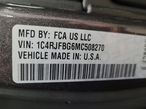 Used 2021 Jeep Grand Cherokee Limited image 33