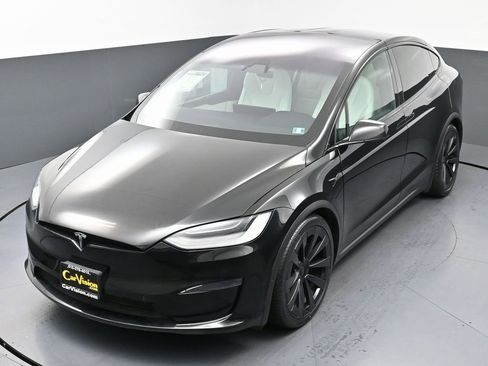 Used 2022 Tesla Model X Plaid image 52