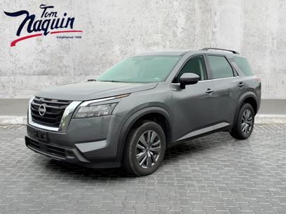 Used 2025 Nissan Pathfinder SV
