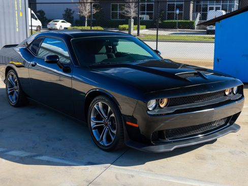 Used 2021 Dodge Challenger R/T image 22