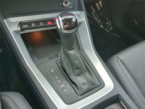 Used 2022 Audi Q3 2.0T Premium Plus image 26