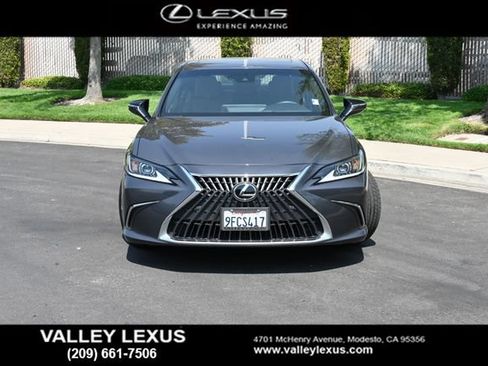 Used 2023 Lexus ES 300h w/ Premium Package FWD image 2