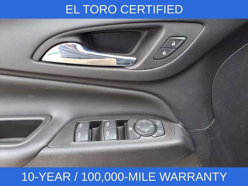 Used 2022 Chevrolet Equinox LT image 25