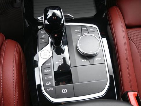 Used 2024 BMW X3 M40i w/ Premium Package image 9