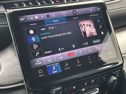 Used 2022 Jeep Grand Cherokee L Limited w/ Luxury Tech Group II AWD/4WD image 32