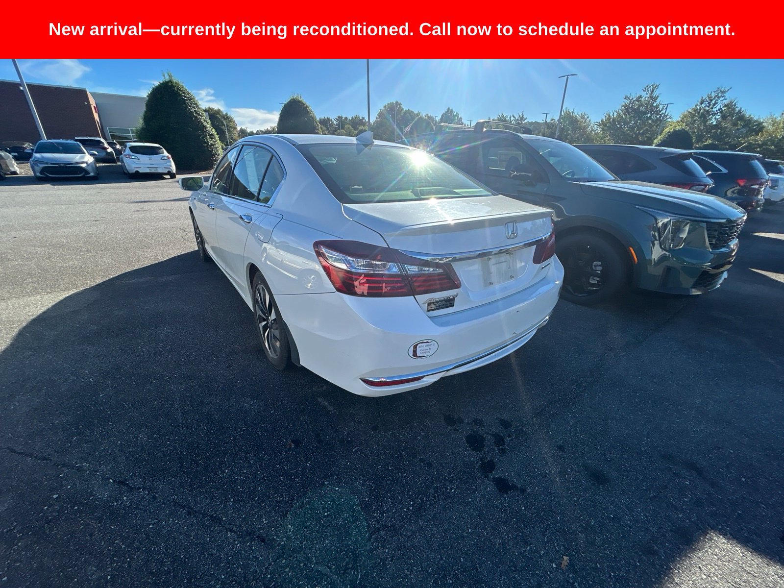 Used 2017 Honda Accord EX-L image 9
