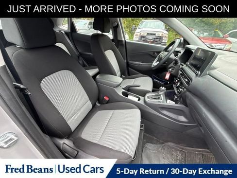 Used 2023 Hyundai Kona SE w/ Cargo Package AWD/4WD image 13