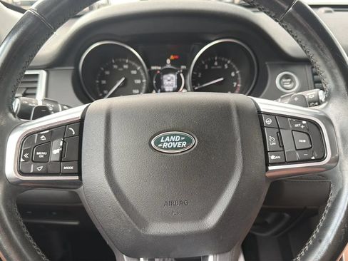 Used 2017 Land Rover Discovery Sport SE AWD/4WD image 14