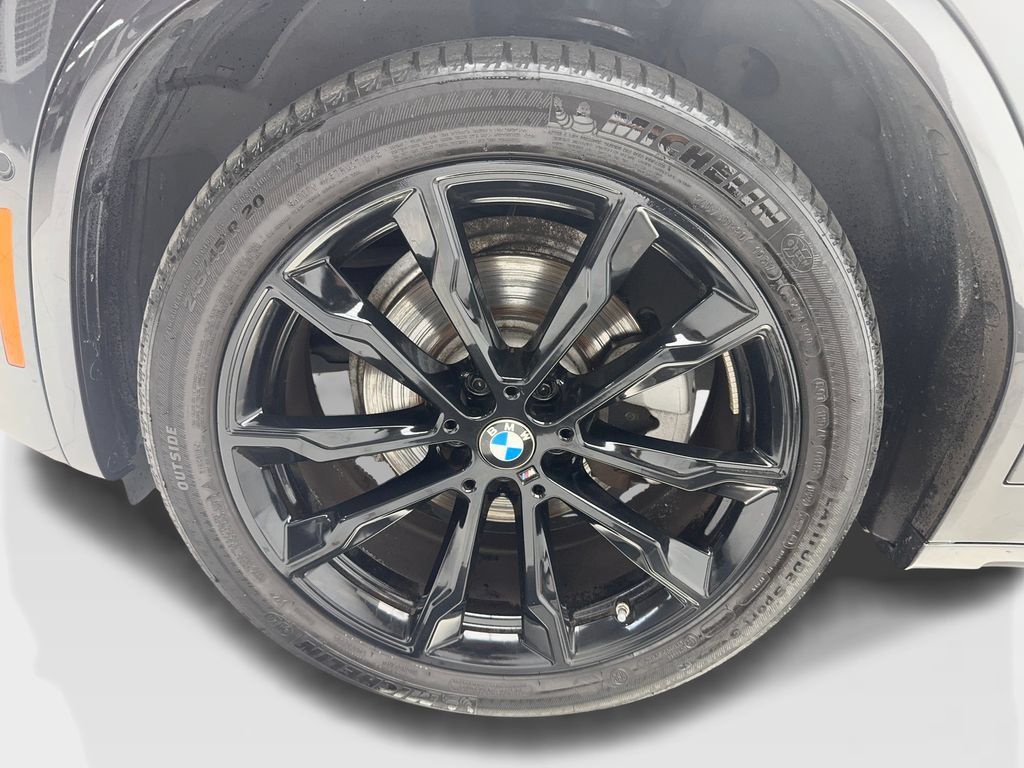 Used 2025 BMW X4 xDrive30i w/ Premium Package AWD/4WD image 12