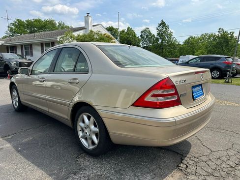 Used 2001 Mercedes-Benz C 320 Sedan image 4