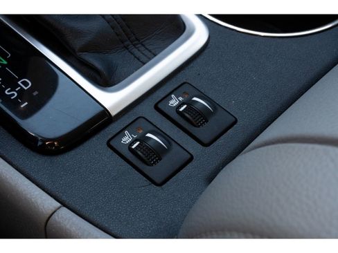 Used 2019 Toyota Highlander XLE image 27