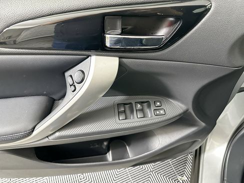 Used 2025 Mitsubishi Eclipse Cross SE image 15