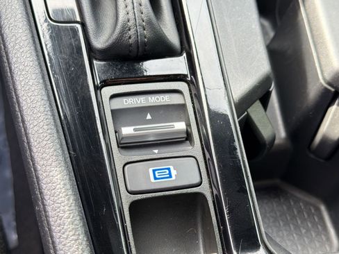 Used 2024 Honda Accord Sport image 25