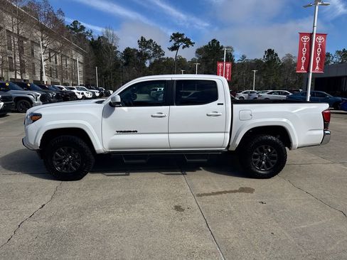 Certified 2023 Toyota Tacoma SR5 image 2