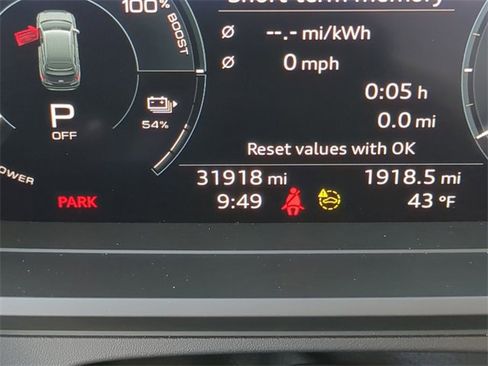 Used 2023 Audi Q4 e-tron Premium w/ Convenience Package image 33