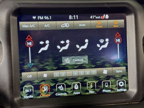 Used 2023 Jeep Wrangler Unlimited Sahara w/ Cold Weather Group image 31