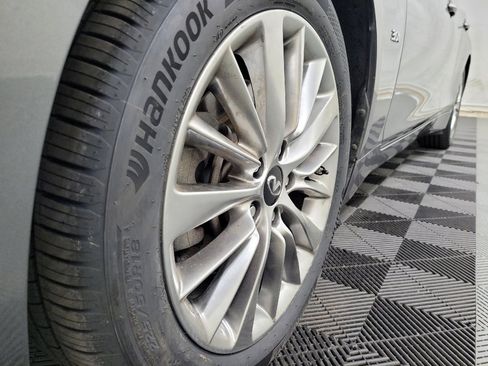 Used 2019 INFINITI Q50 Luxe w/ Essential Package (3.0T Luxe) AWD/4WD image 31