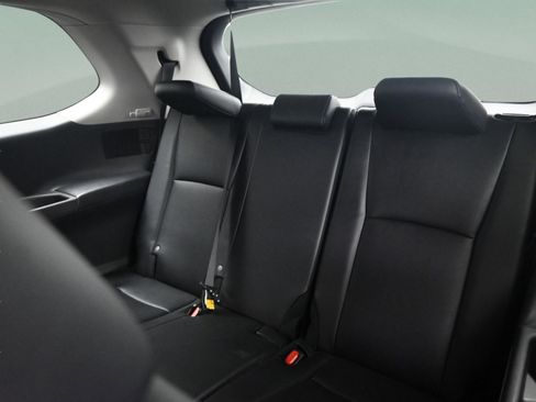 Certified 2025 Toyota Grand Highlander FWD image 35