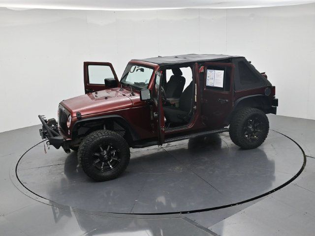 Used 2007 Jeep Wrangler Unlimited Sahara RWD image 48