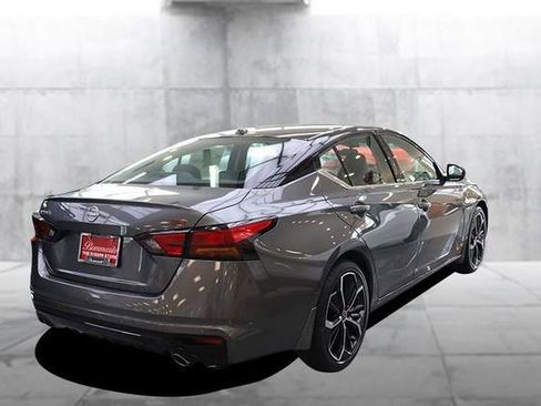 New 2026 Nissan Altima 2.5 SR FWD image 5