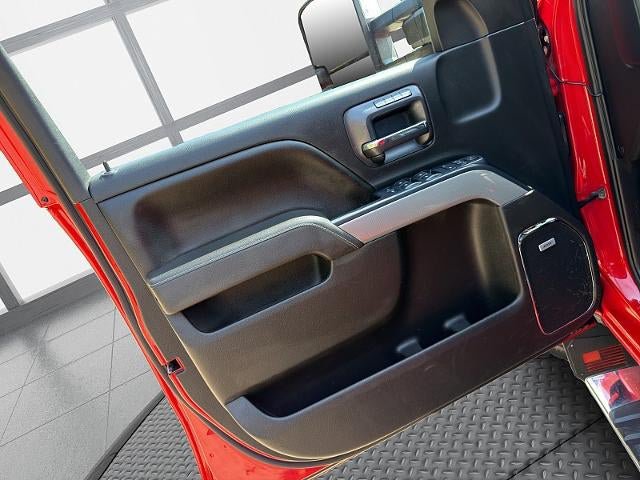 Used 2017 Chevrolet Silverado 2500 LTZ w/ Vortec Plus Package AWD/4WD image 48