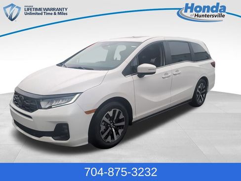 New 2026 Honda Odyssey EX-L image 3