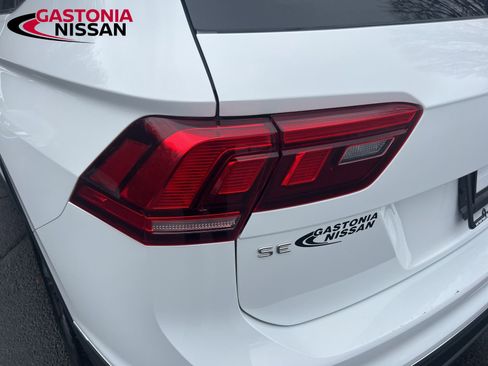 Used 2024 Volkswagen Tiguan SE image 14