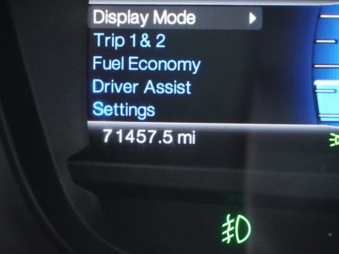 Used 2015 Ford Explorer XLT w/ Equipment Group 202B AWD/4WD image 26