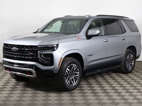 Used 2025 Chevrolet Tahoe Z71 AWD/4WD image 11