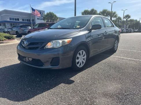 Used 2011 Toyota Corolla LE FWD image 10