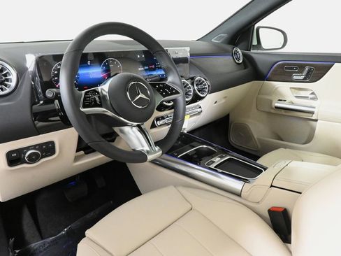 New 2026 Mercedes-Benz GLA 250 4MATIC image 14