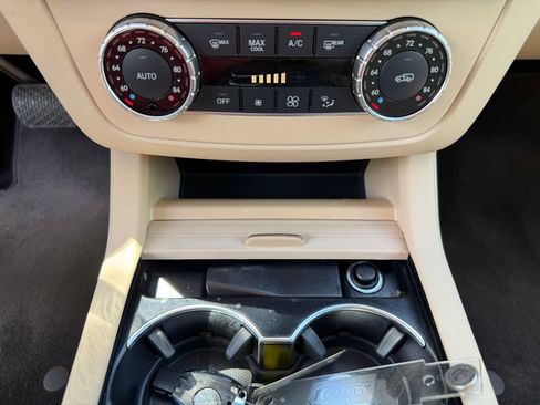 Used 2018 Mercedes-Benz GLE 350 image 25