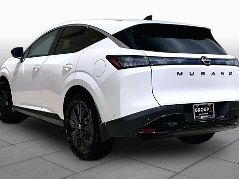 Used 2025 Nissan Murano SV FWD image 11